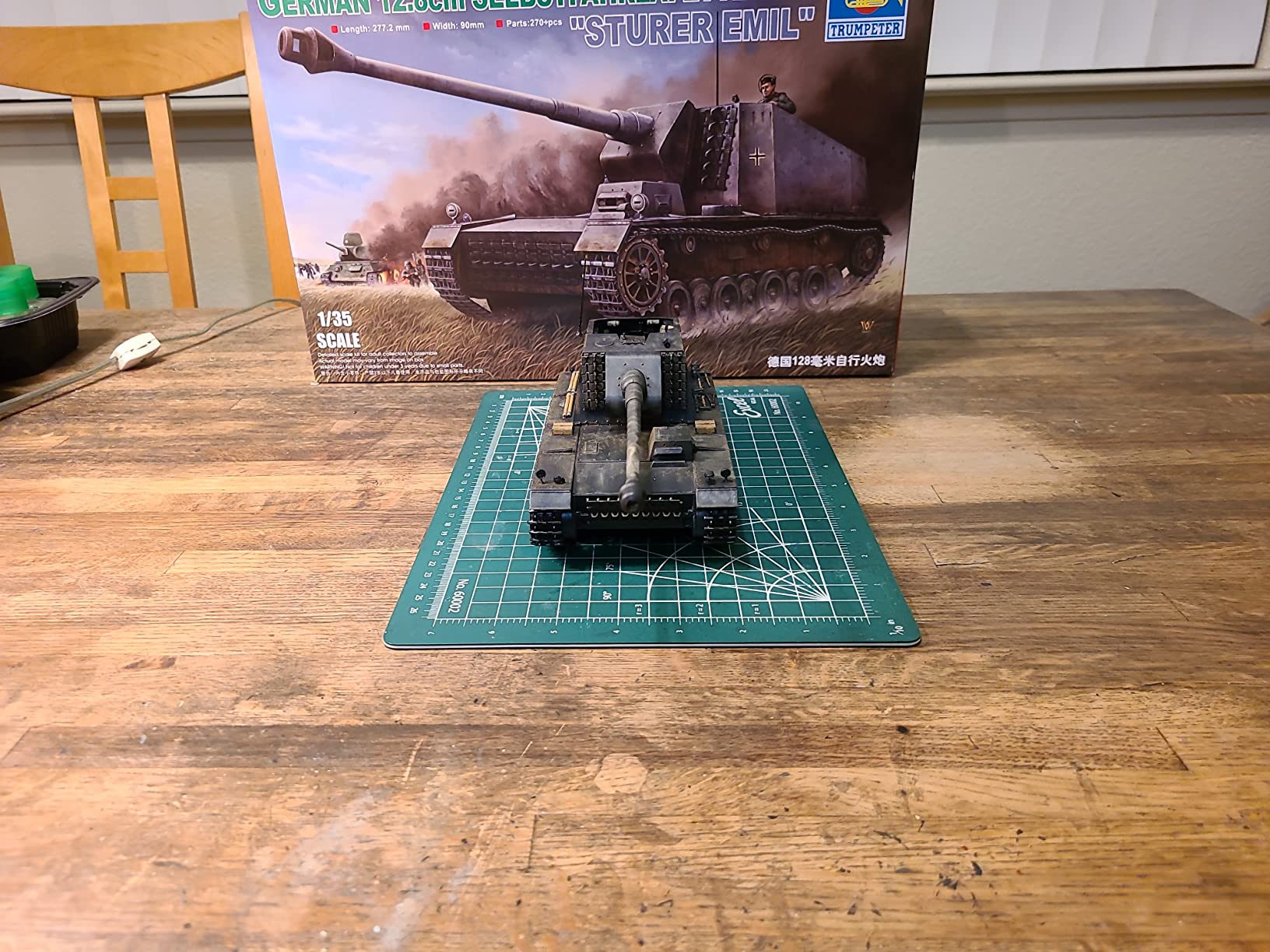 Trumpeter 1/35 German 12.8cm Tank Destroyer L/61 Sturer Emil (TSM-350) customer photo 2