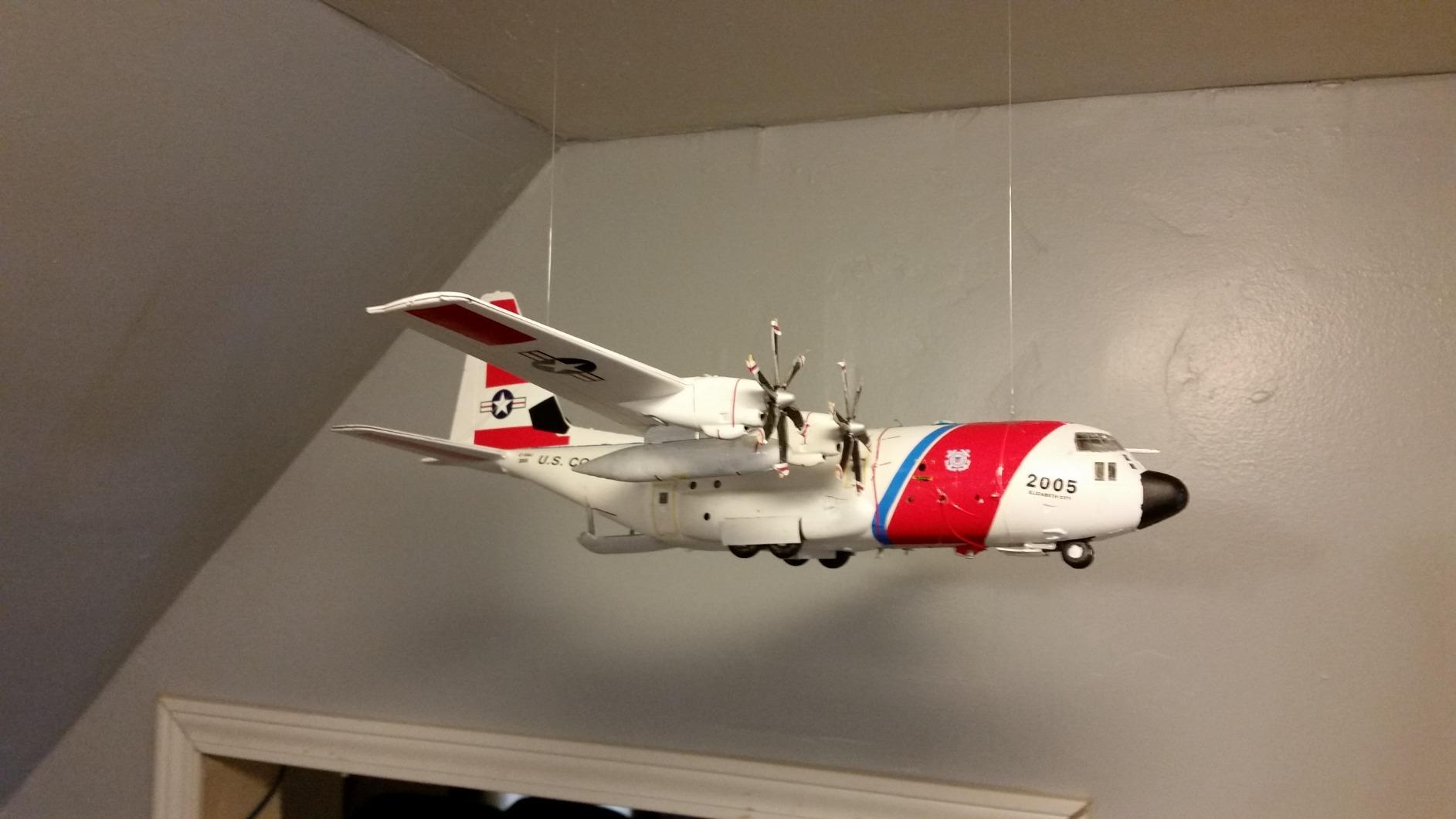 Italeri 1255S 1/72 C-130J Hercules customer photo 1