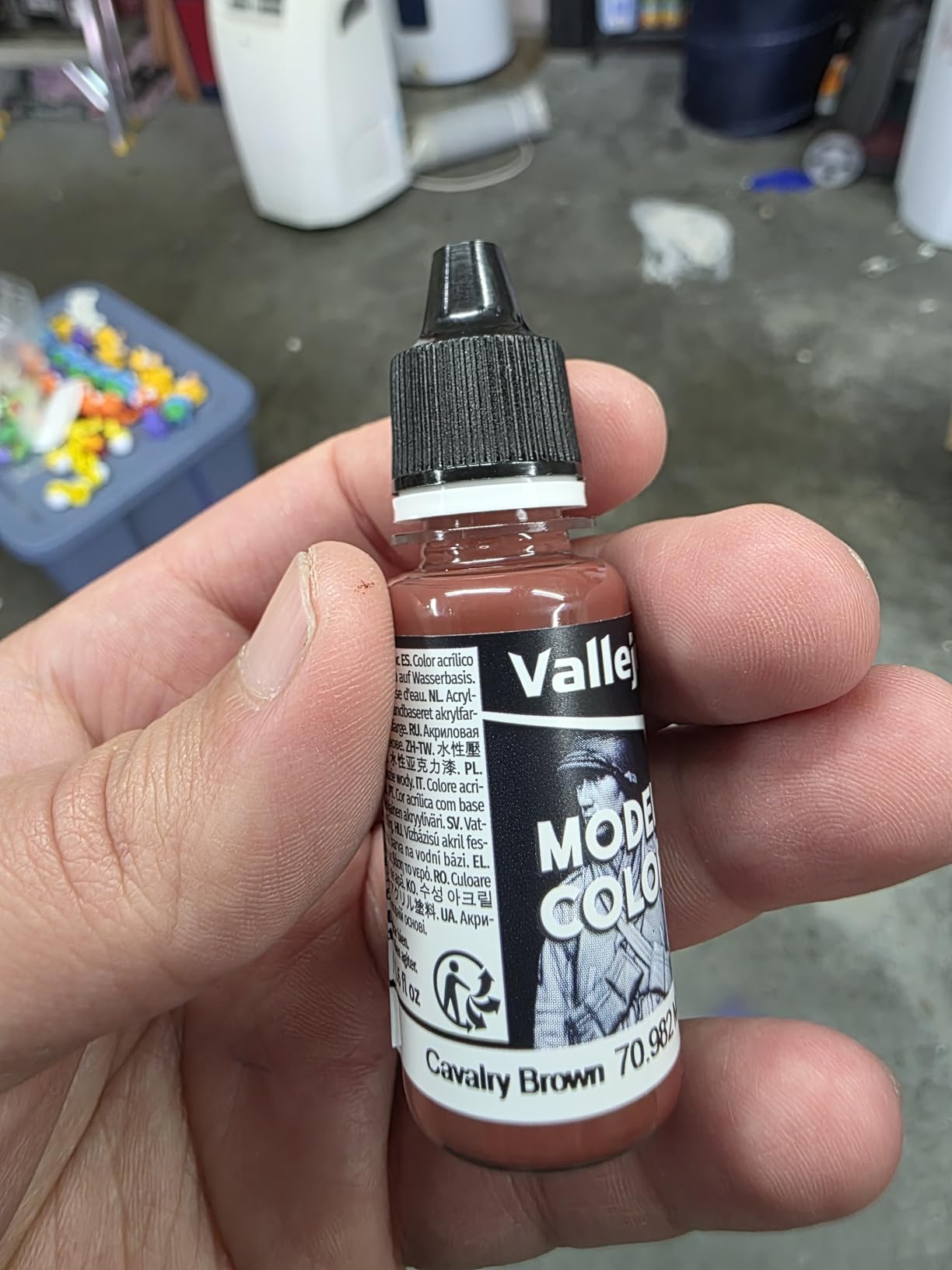 Vallejo Acrylic Paint, Crackle customer photo 2