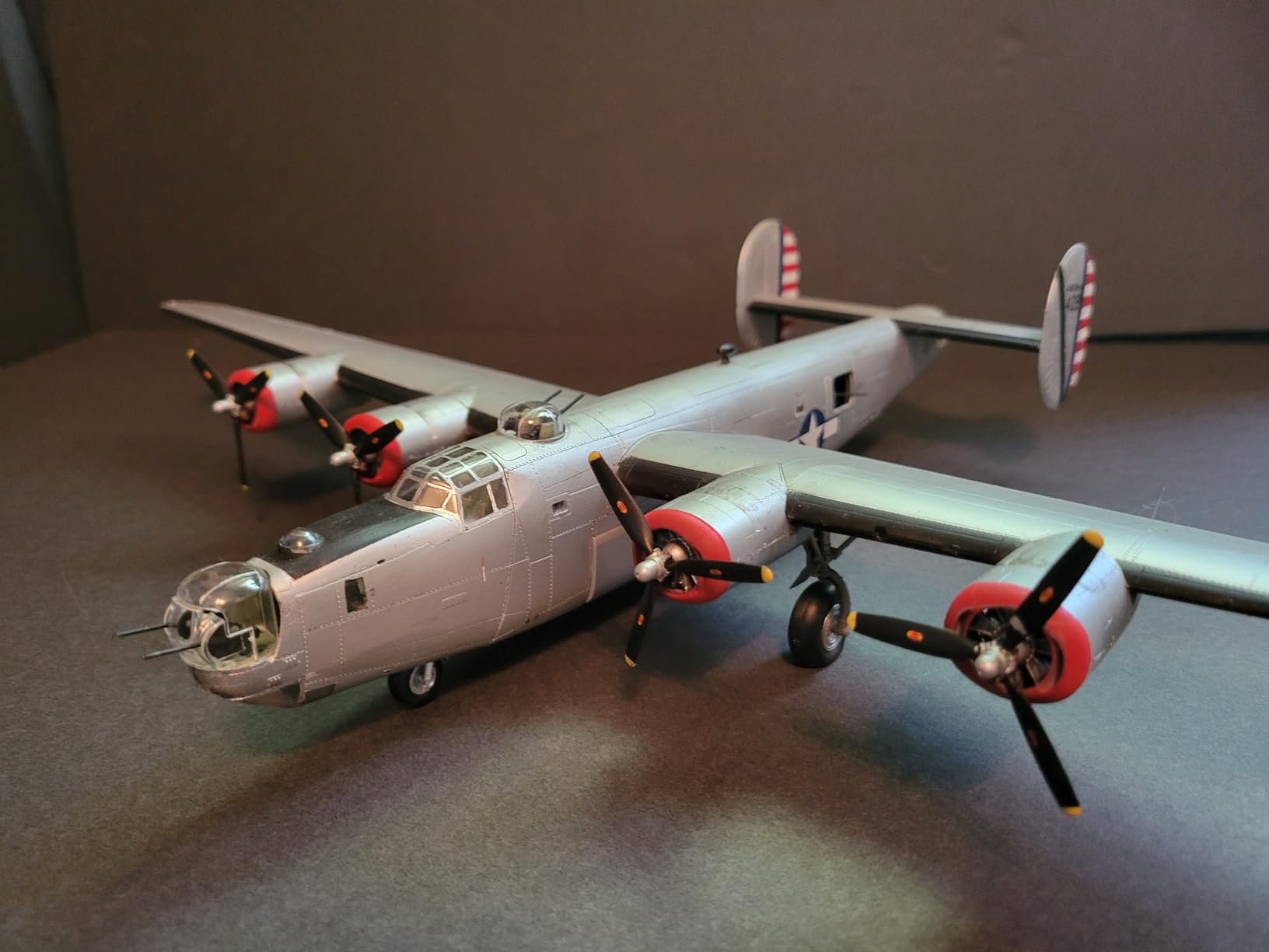 Hasegawa 1:72 Scale B-24J Liberator Model Kit customer photo 2