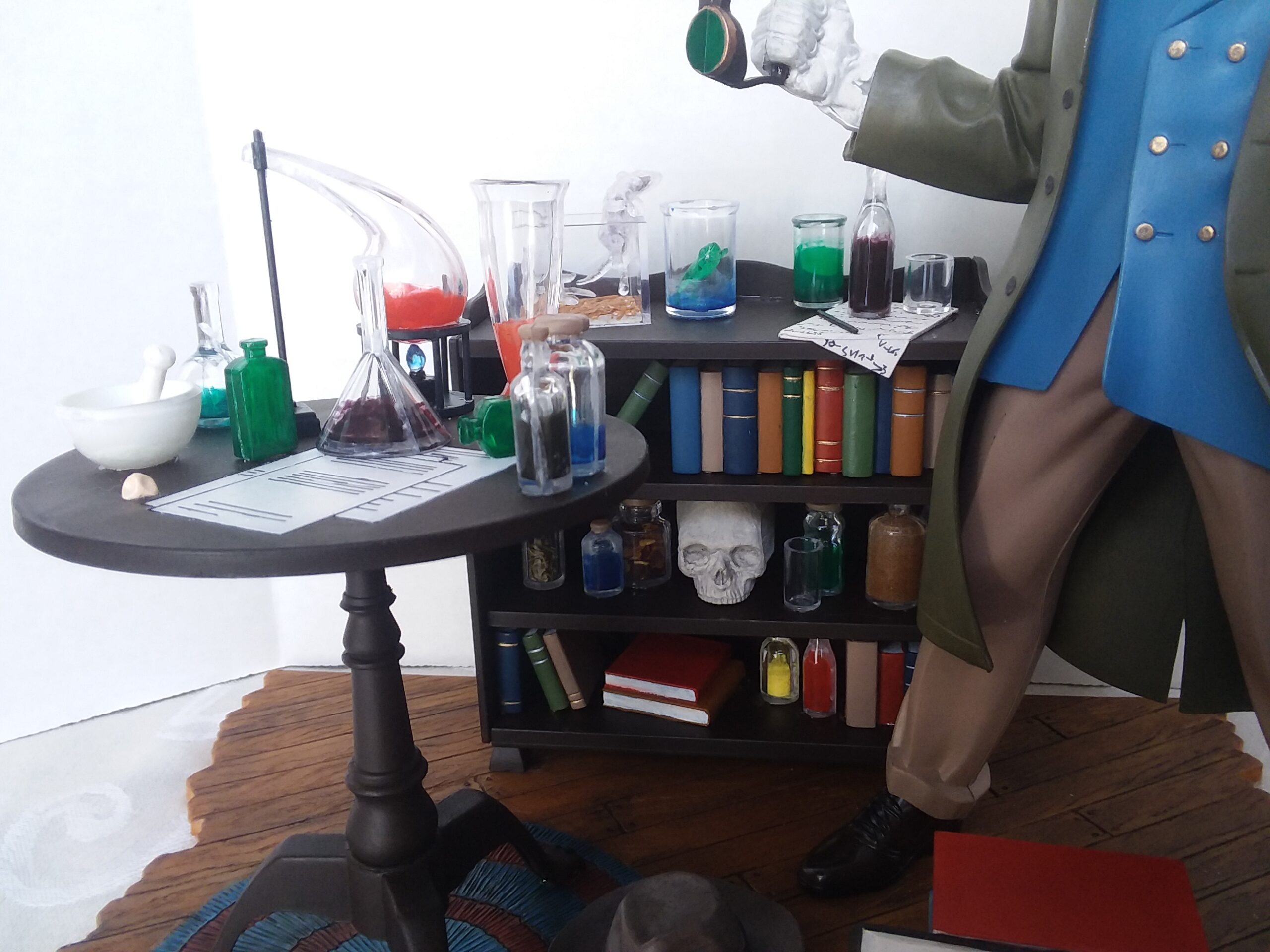 Moebius Models HG Wells Invisible Man Plastic Assembly Kit, 1/8 Scale customer photo 1