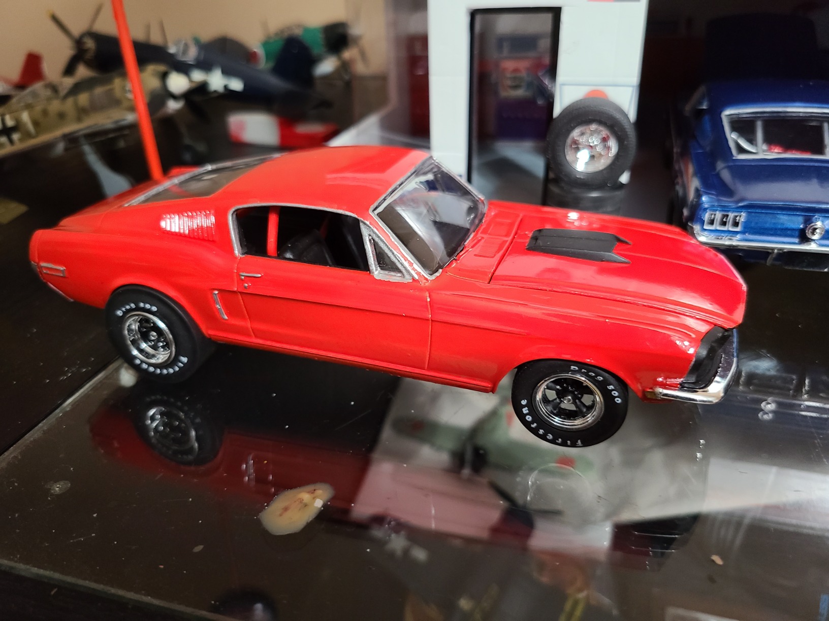 85-4215 1968 Ford Mustang GT 2'N1 1:24 Scale 118-Piece Skill Level 4 Model Car Building Kit customer photo 1