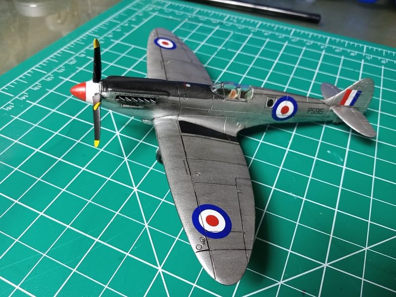 WWII Allied Model Air Paint, 17ml (Pack of 16) customer photo 1
