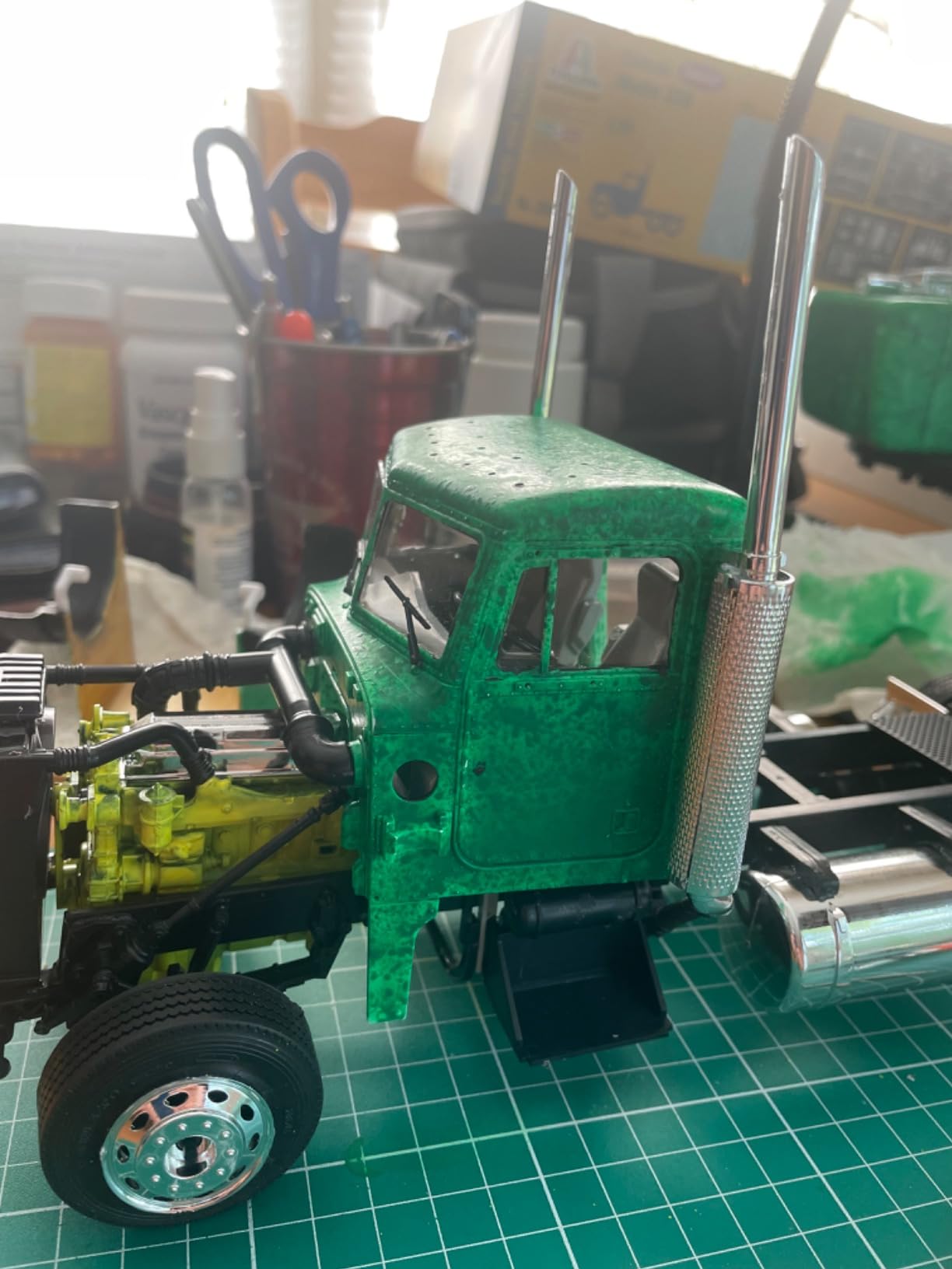 Italeri 3865 Peterbuilt 378 Long Hauler 1:24 Scale Model Kit customer photo 1