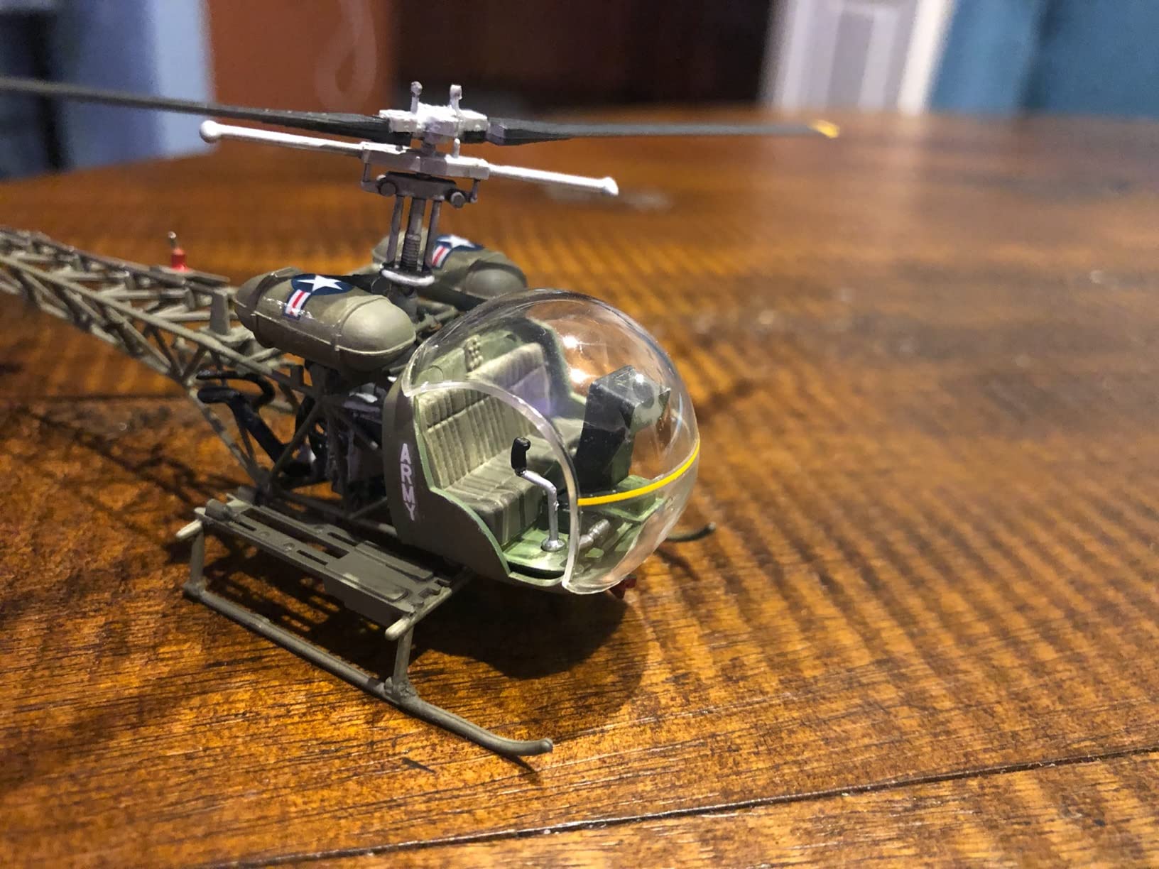 Italeri 1: 72 Bell Ah-1/AB-4747 Model Kit customer photo 1