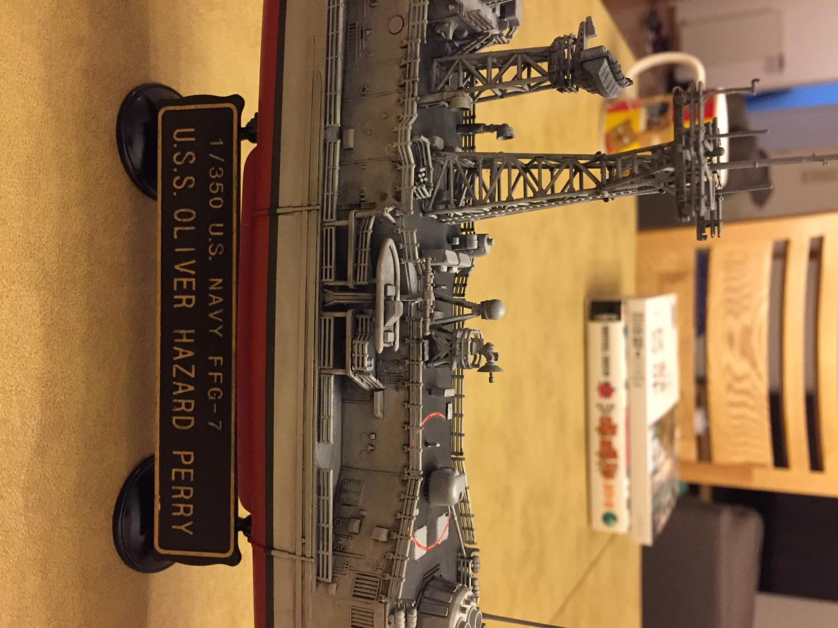 Academy USS Oliver Hazard Perry FFG-7 customer photo 2