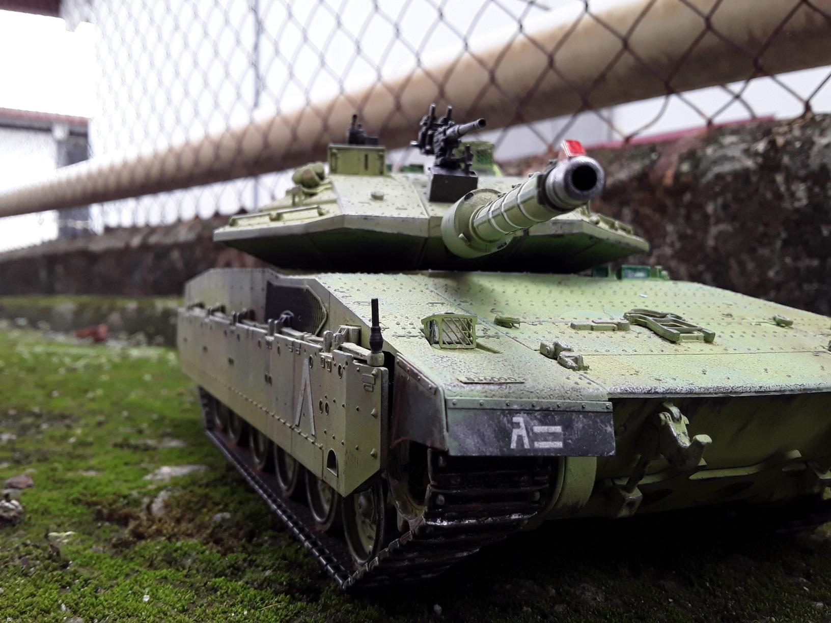 Academy ACA13227 Model Kit Merkava Mk.IV LIC 1/35 Scale customer photo 2