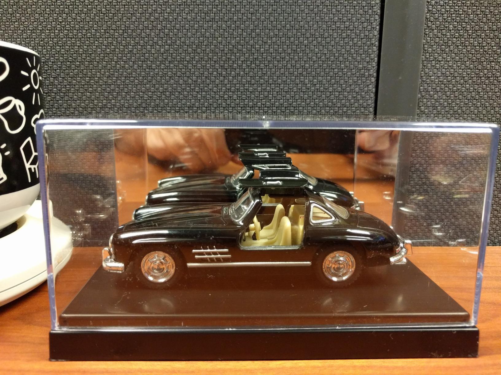 KiNSMART - 1954 Mercedes-Benz 300 SL Coupe Red 5
