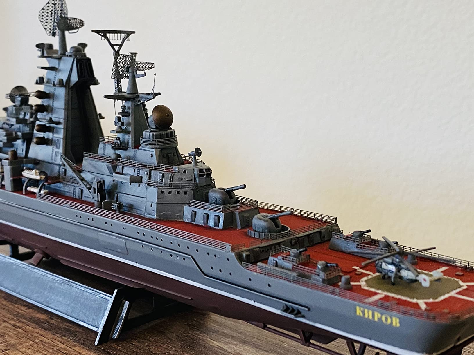 Trumpeter USSR Navy Kirov Battle Cruiser Building Kit customer photo 2