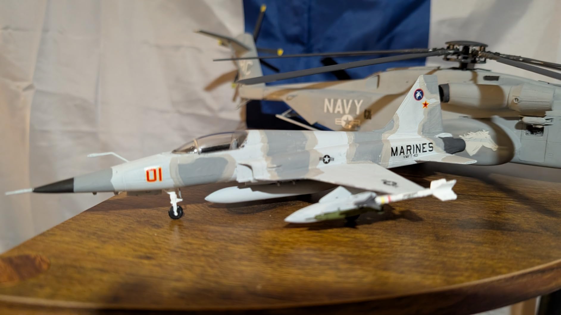 Hobby Boss F-5E Tiger II Fighter Airplane Model Building Kit customer photo 1