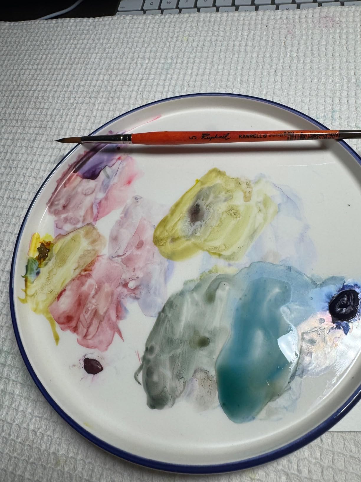Raphael Kaerell Synthetic Short Handle Watercolor Brush, Round, 8 customer photo 1