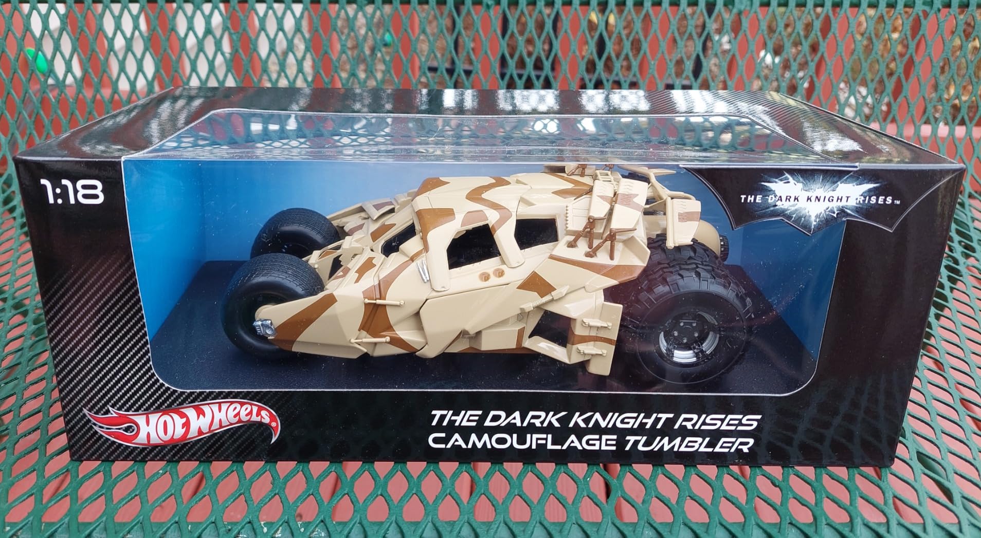 Hotwheels Heritage 1:18 Batmobile Tumbler Camoflage Version Die Cast Model customer photo 1