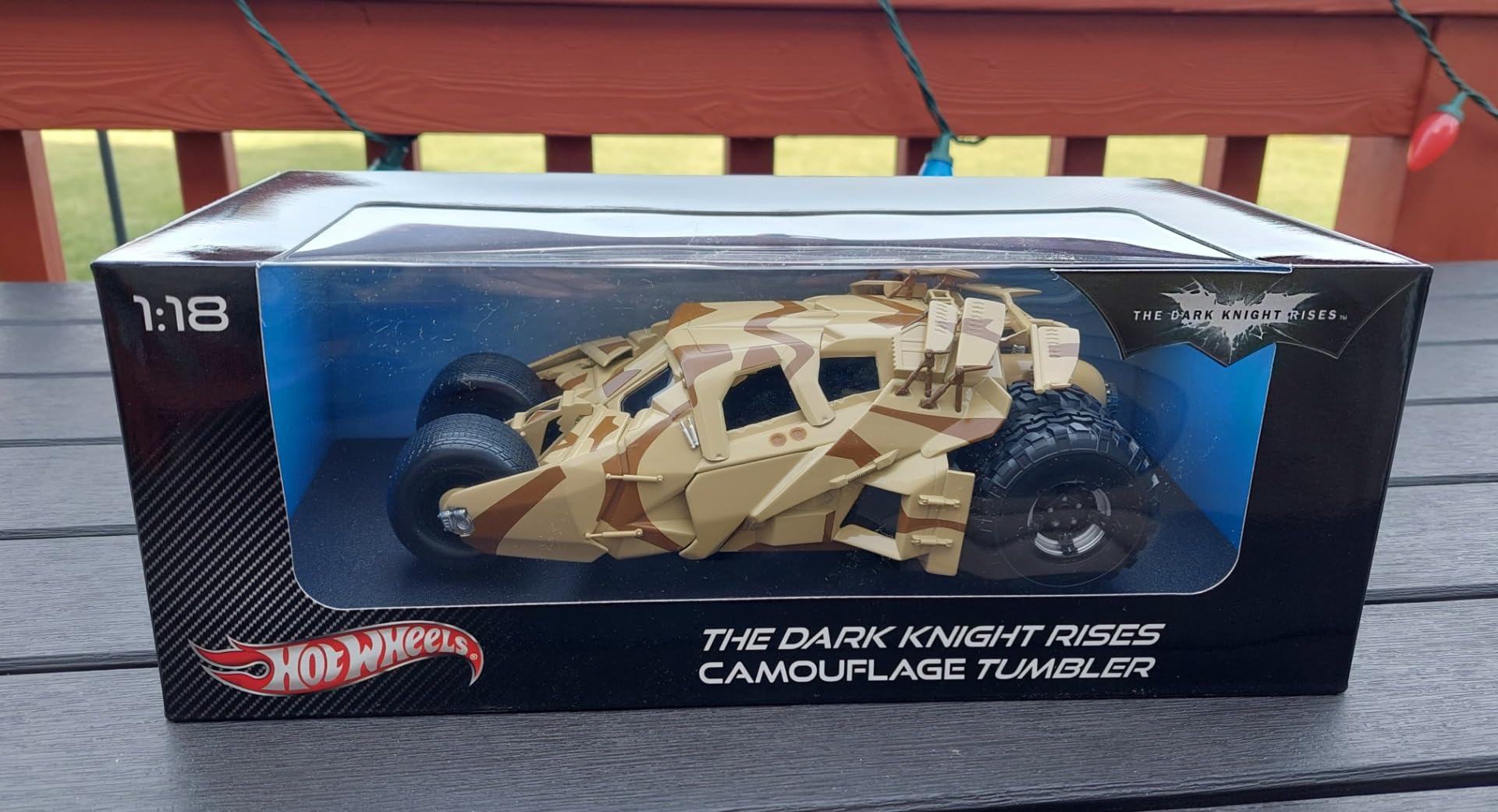 Hotwheels Heritage 1:18 Batmobile Tumbler Camoflage Version Die Cast Model customer photo 2