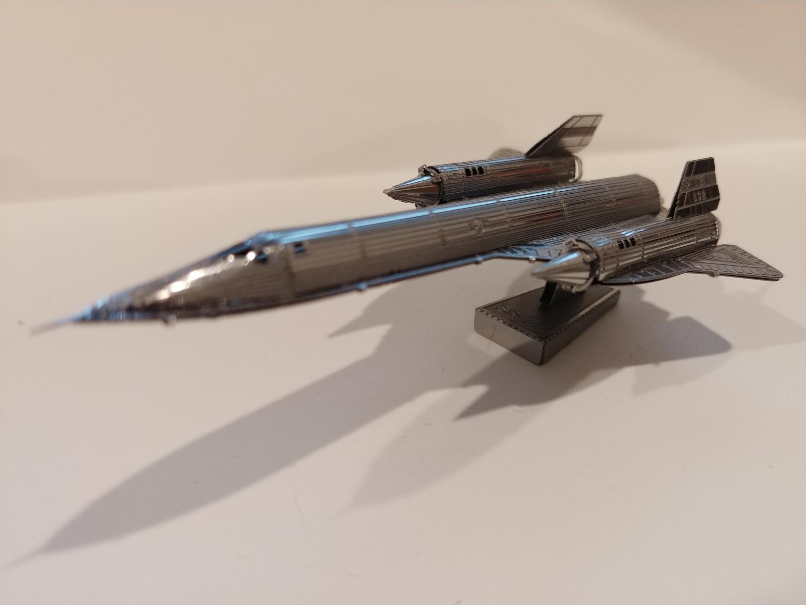 Metal Earth SR-71 Blackbird Airplane 3D Metal Model Kit customer photo 2