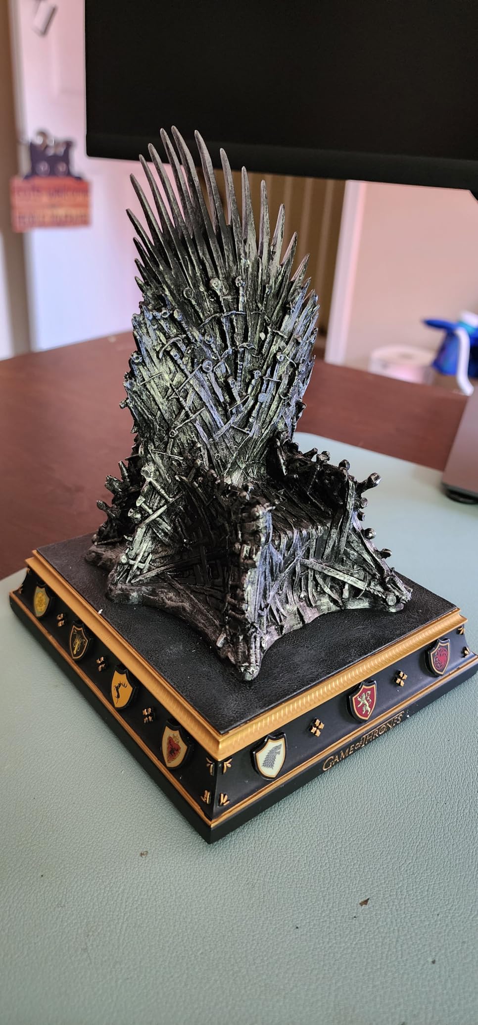 The Noble Collection Game of Thrones - The Iron Throne customer photo 1