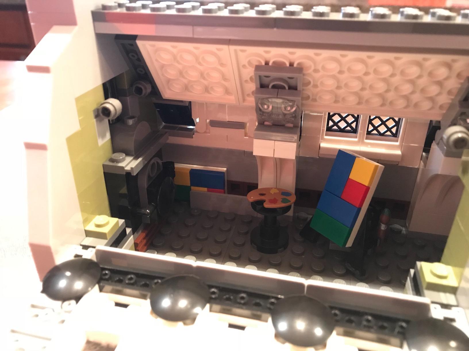 LEGO Creator Expert 10243 Parisian Restaurant (2469 Pieces) customer photo 2
