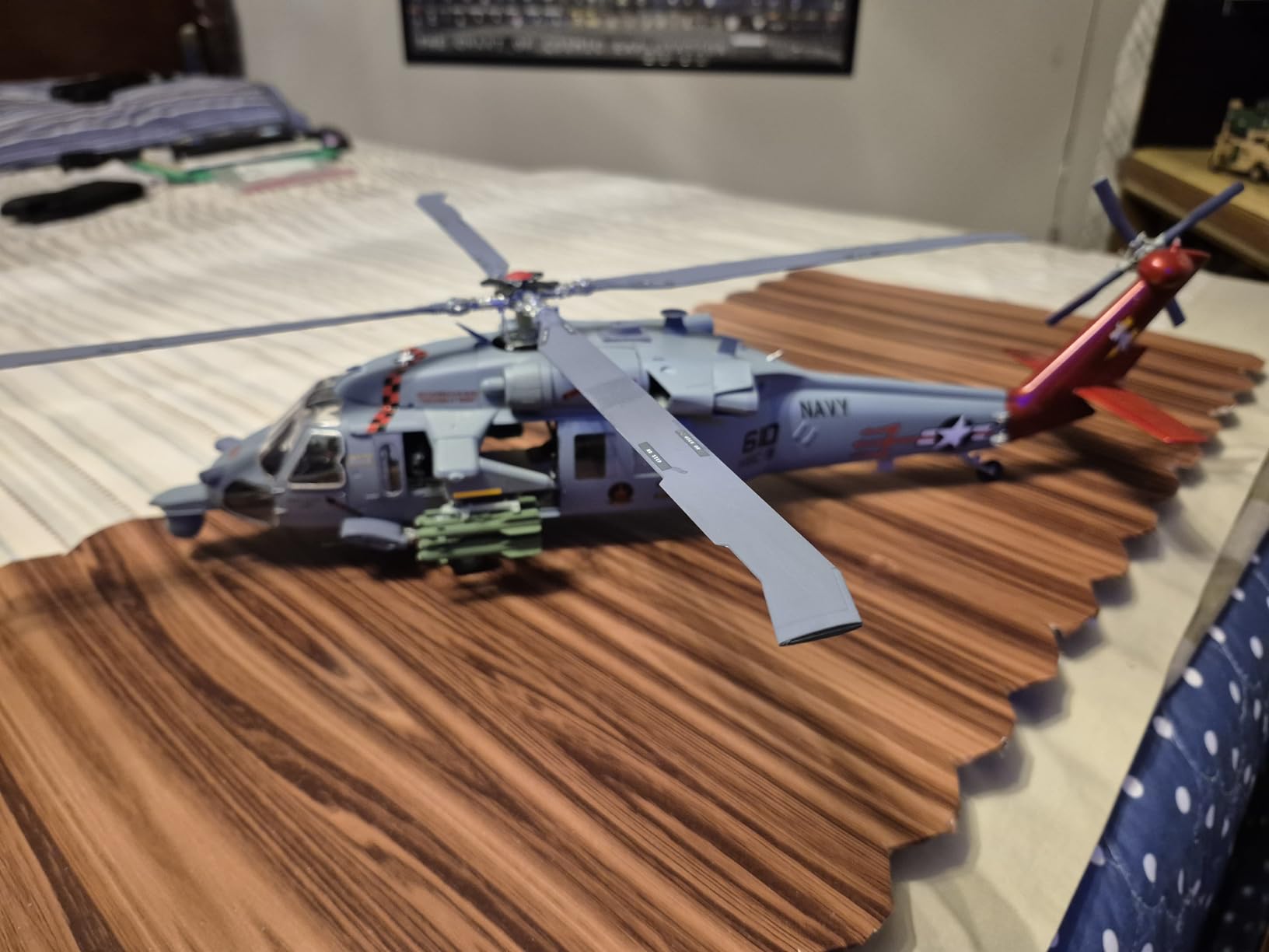Academy MH-60S HSC-9 'Tridents' Model Kit, Navy customer photo 1