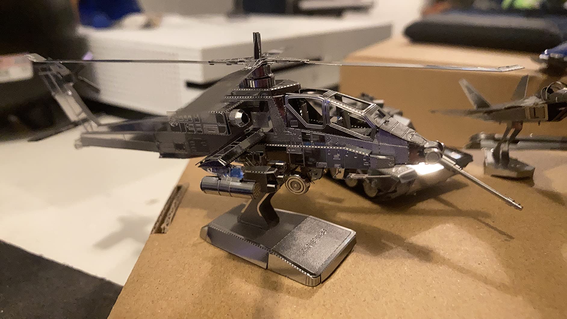 Fascinations Metal Earth AH-64 Apache 3D Metal Model Kit customer photo 1