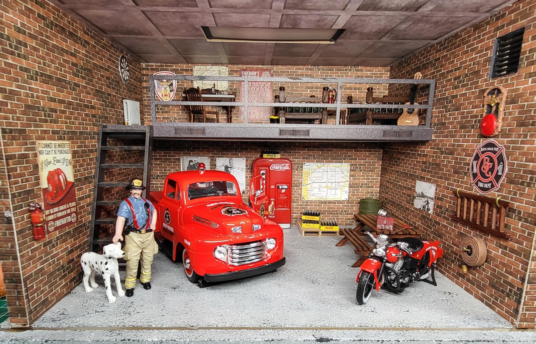 Maisto 1:24 Scale Harley Davidson 1936 EL Knucklehead + 1948 Ford F-1 Die-Cast Vehicle customer photo 1