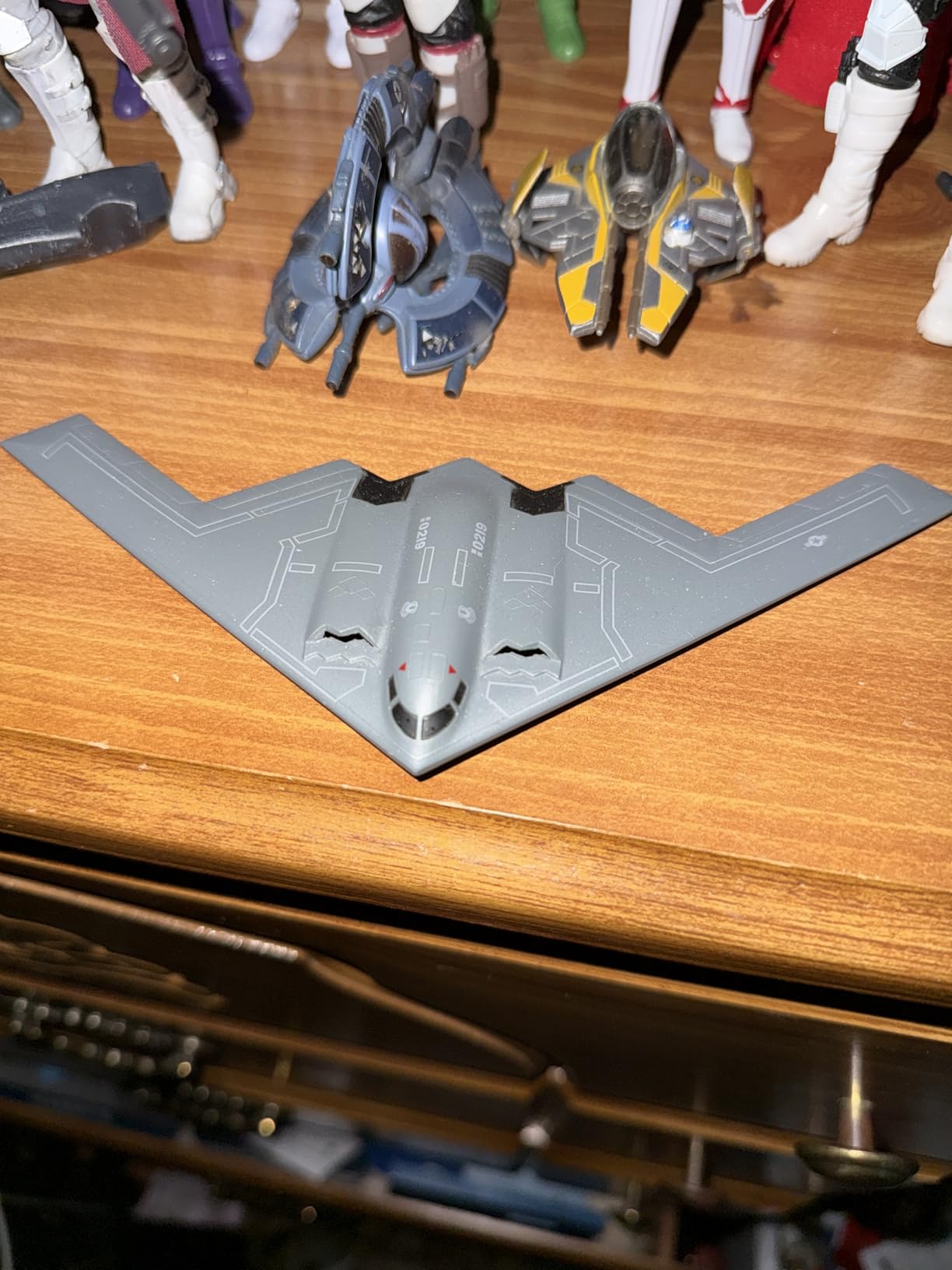 Postage Stamp USAF B-2 Spirit Stealth Bomber Die-Cast Model - 1:280 Scale Long-Range Strategic Aircraft Replica with Display Stand, Highly Detailed, 3