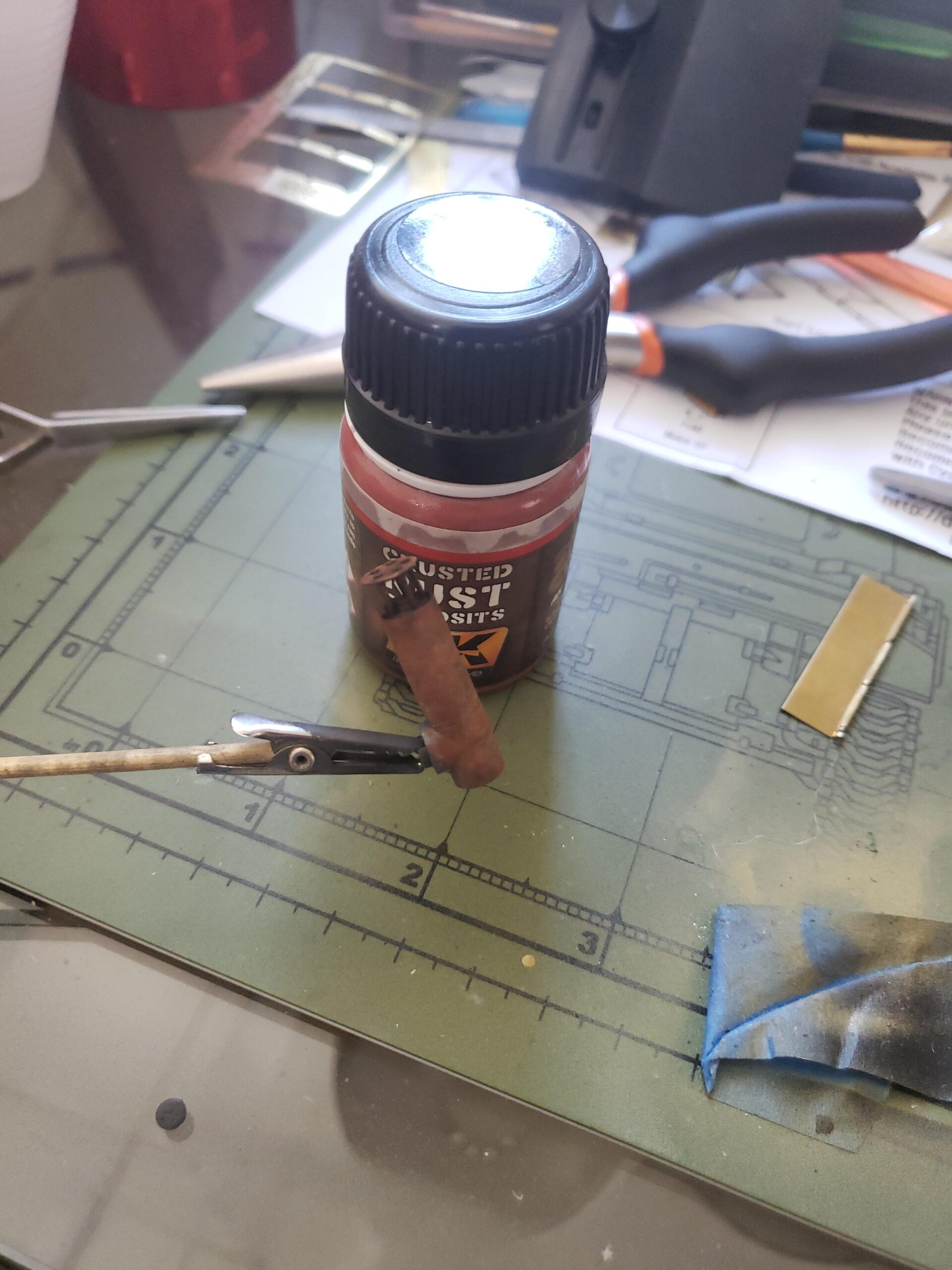 AK Interactive Crusted Rust Deposits Weathering Enamel Set customer photo 1