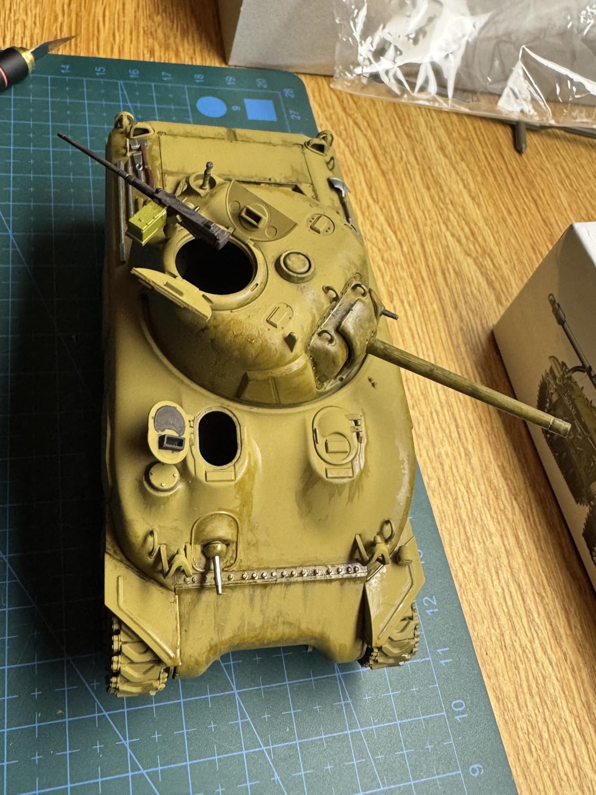 Tamiya 32523 1:48 US Tank Sherman M4A1 Early Model Plastic Assembly Kit customer photo 2