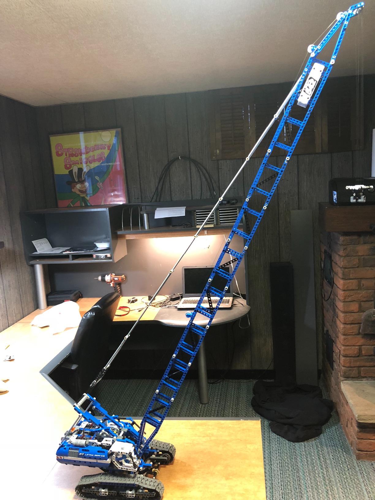LEGO TECHNIC 42042 Crawler Crane customer photo 2