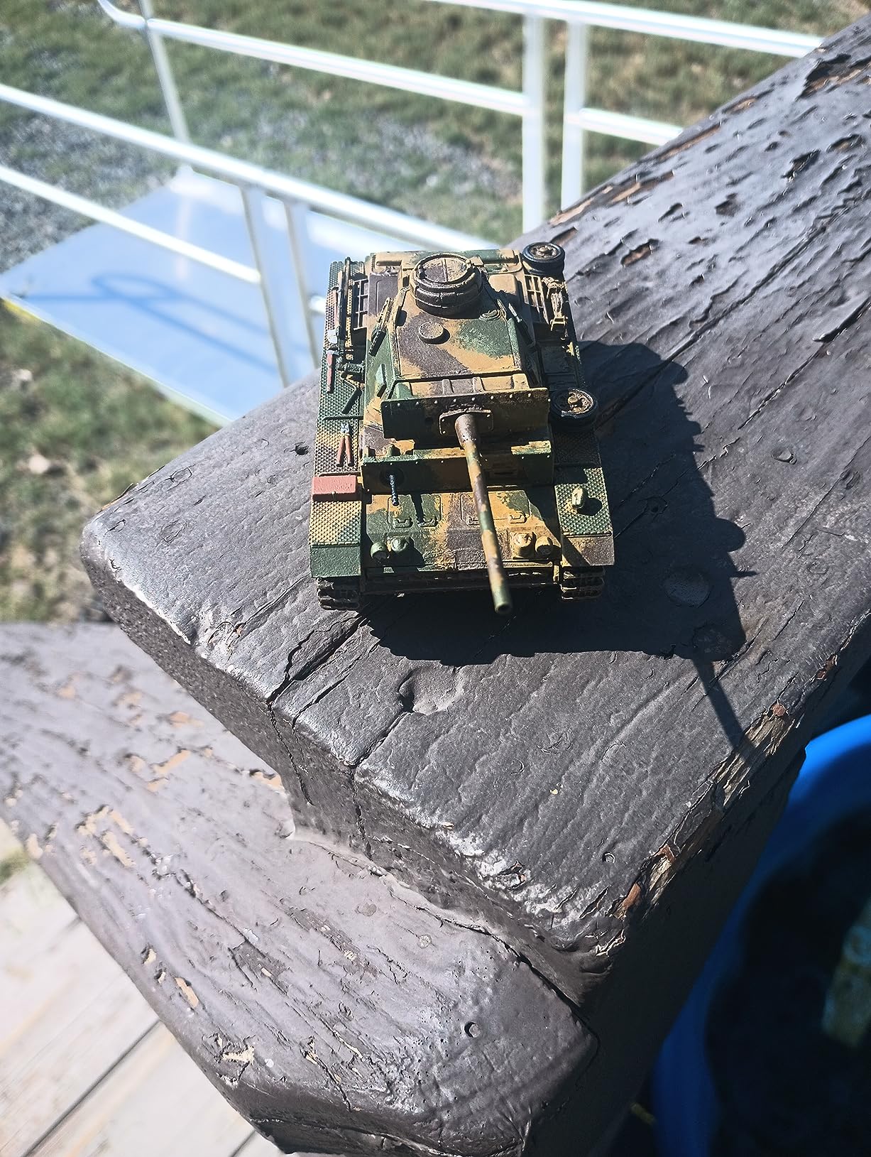 Warlord Games German Army Panzer III Medium Tank - 1:56 / 28mm Plastic Scale Model Tank for Bolt Action customer photo 1