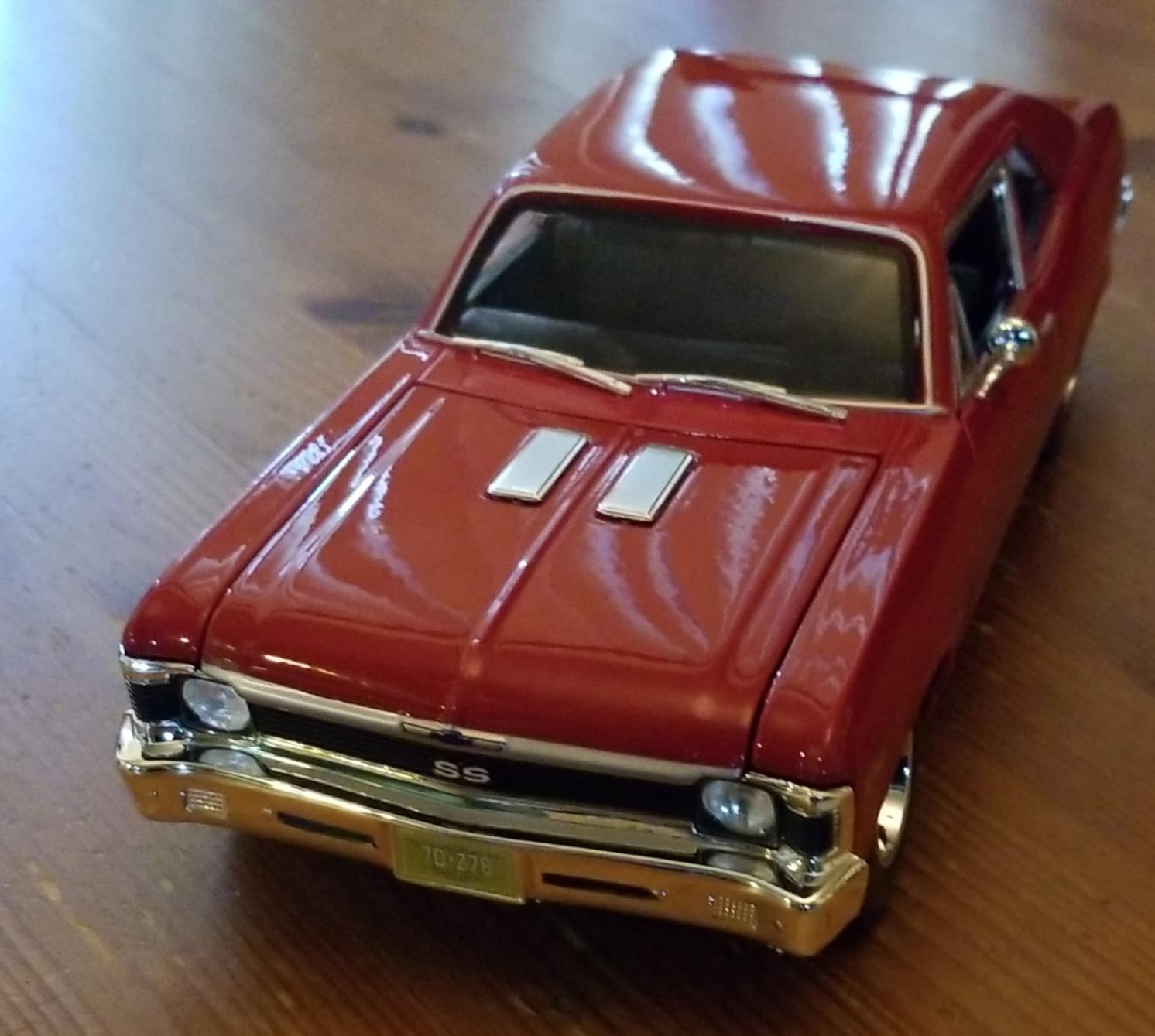 Chevrolet 1970 Nova SS Coupe Red 1:18 Diecast Model Car by Maisto 31132 customer photo 1