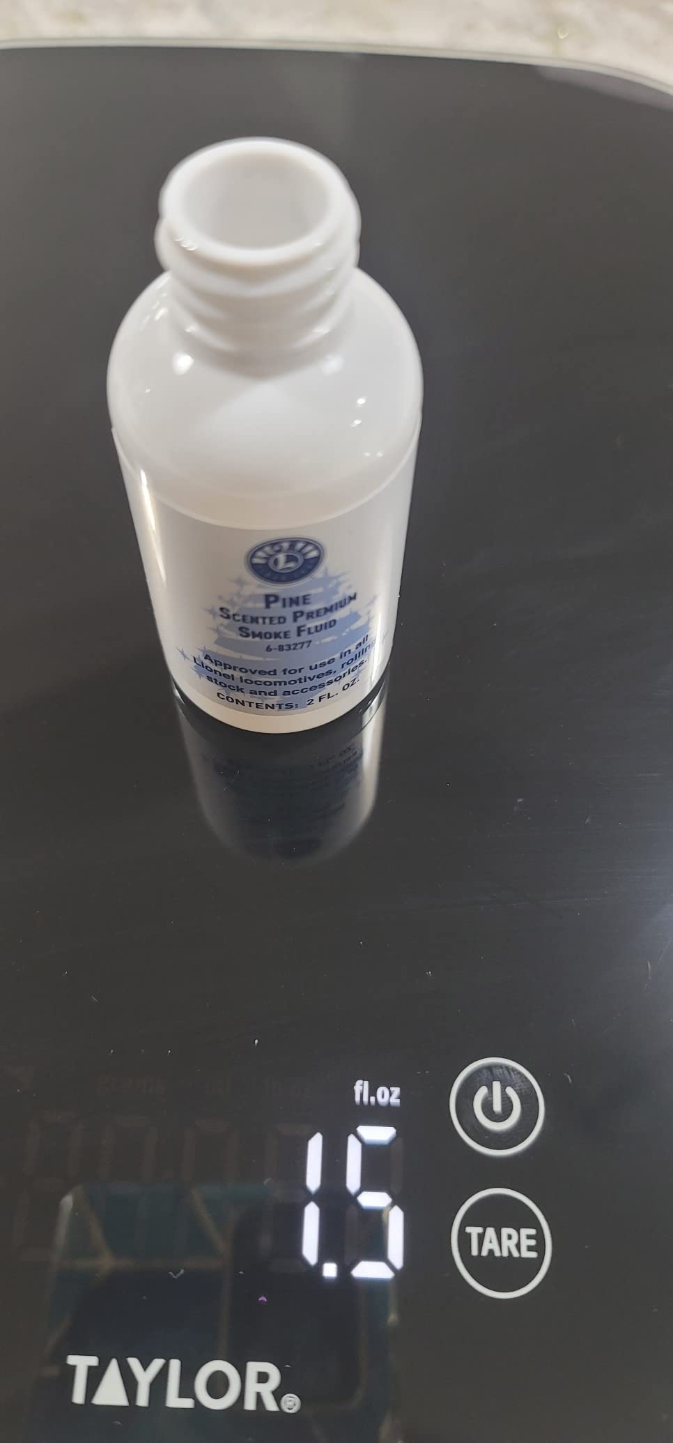 Lionel Electric O Gauge Model Train Accessories, Pine-Scented Smoke Fluid customer photo 2