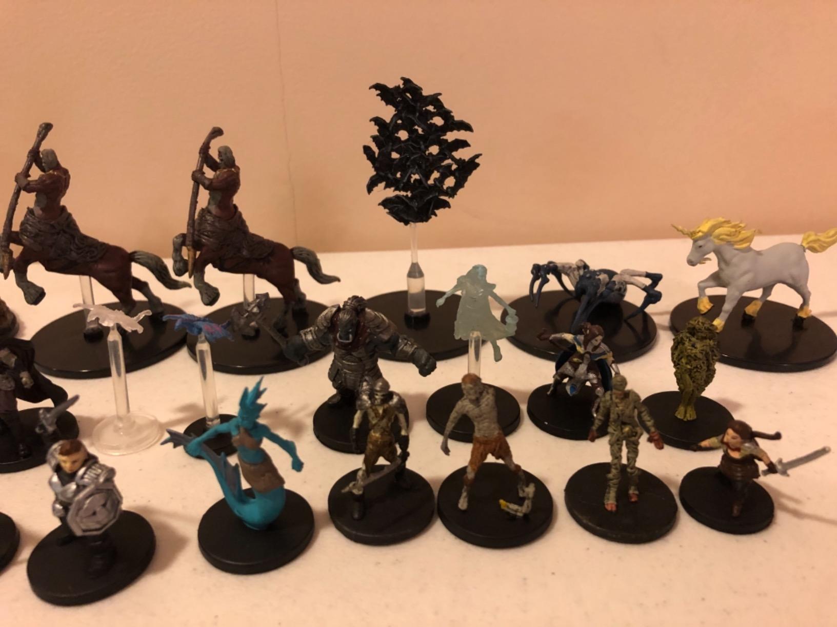 D&D Icons of The Realms: Monster Menagerie Booster Brick (8) | WizKids customer photo 2