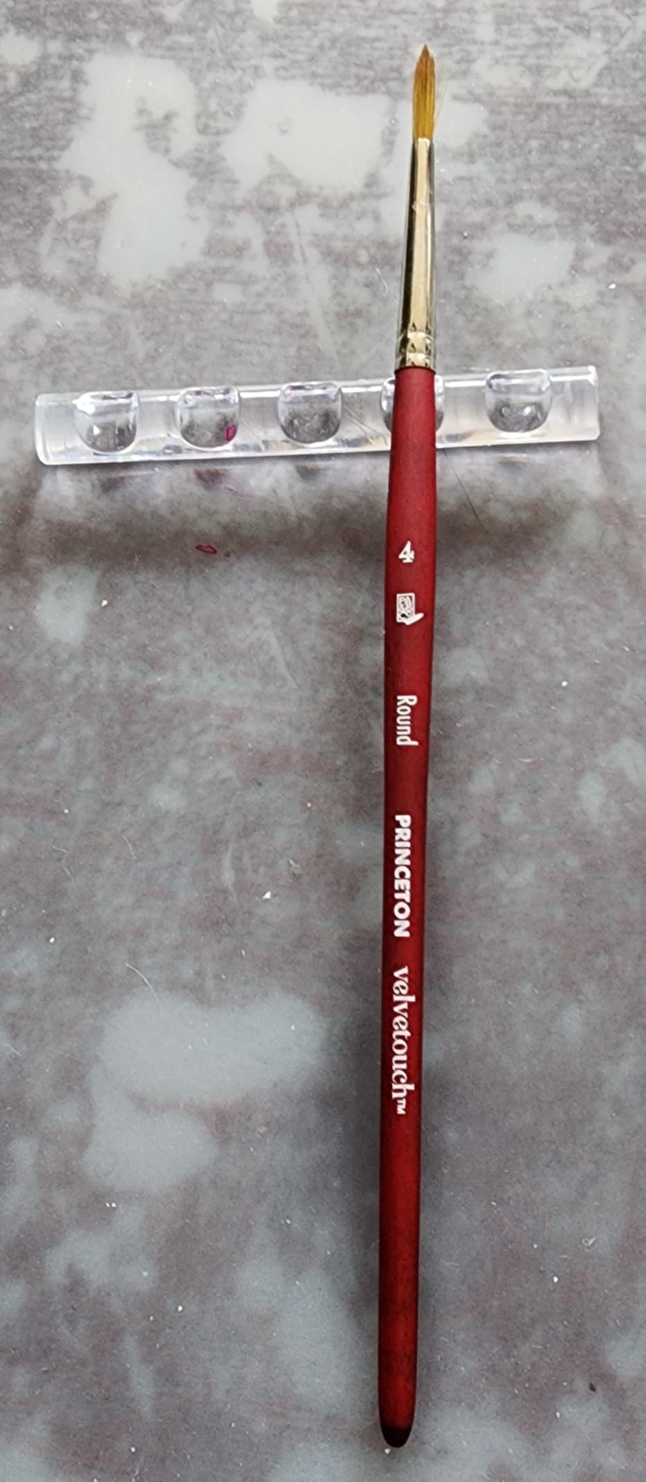 Princeton Velvetouch Round Brush, Synthetic, Short Handle, Size 4, 1 Count customer photo 1
