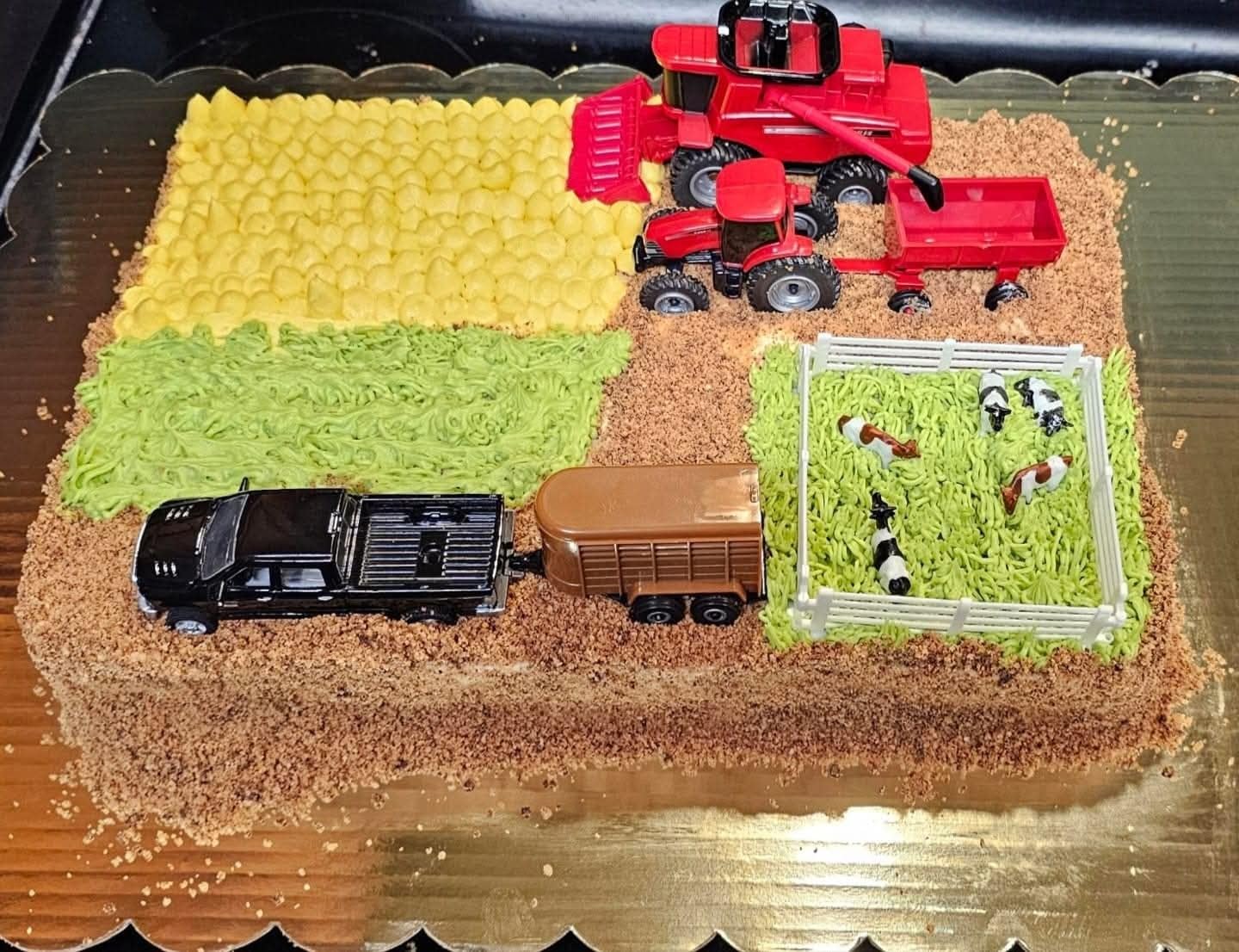 ERTL 1/64 Case IH Tractor and Vehicle 20 Piece Value Set ZFN44091 customer photo 1