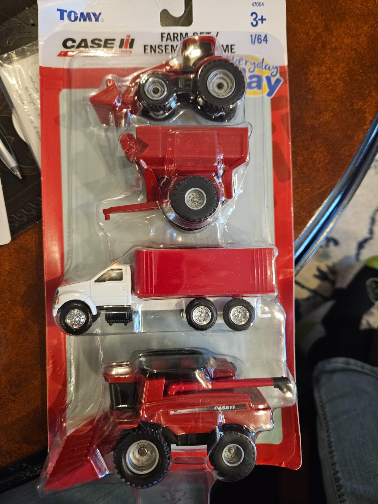 ERTL 1/64 Case IH Tractor and Vehicle 20 Piece Value Set ZFN44091 customer photo 2