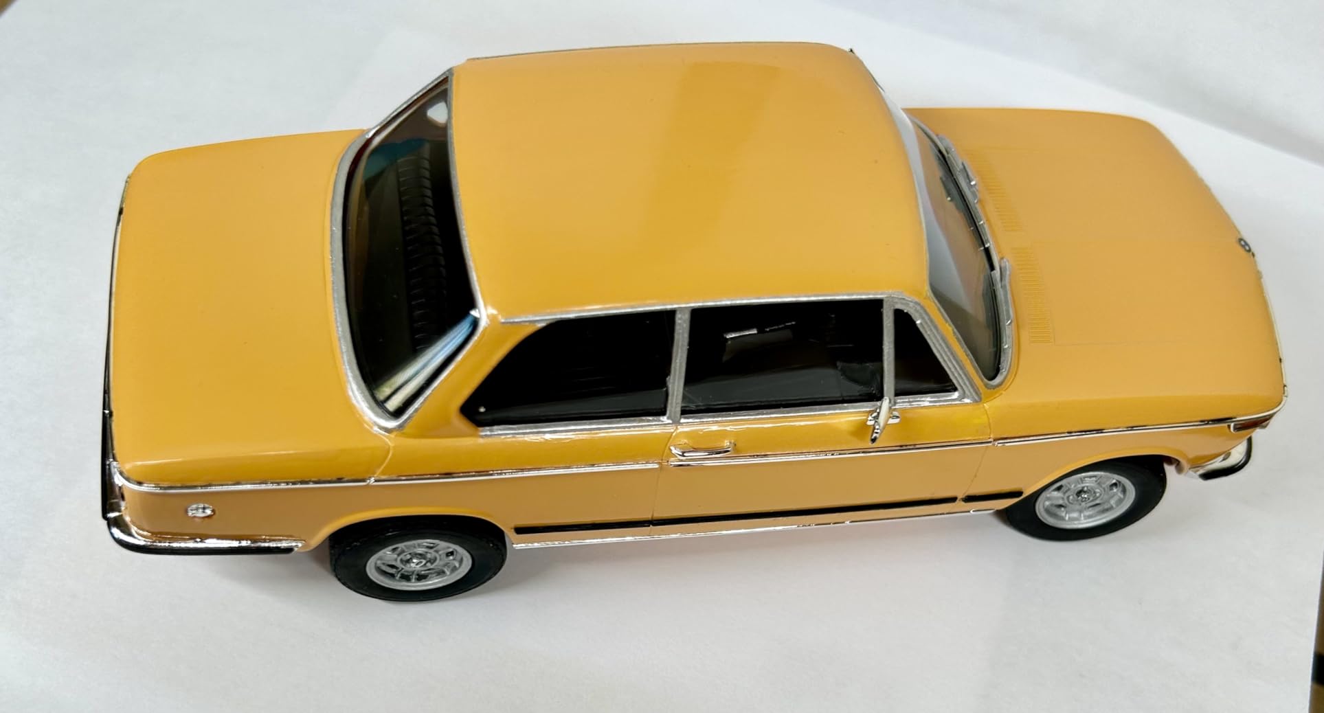 Hasegawa 621123 Model Car BMW 2002 Tii 1/24 Model Kit customer photo 1