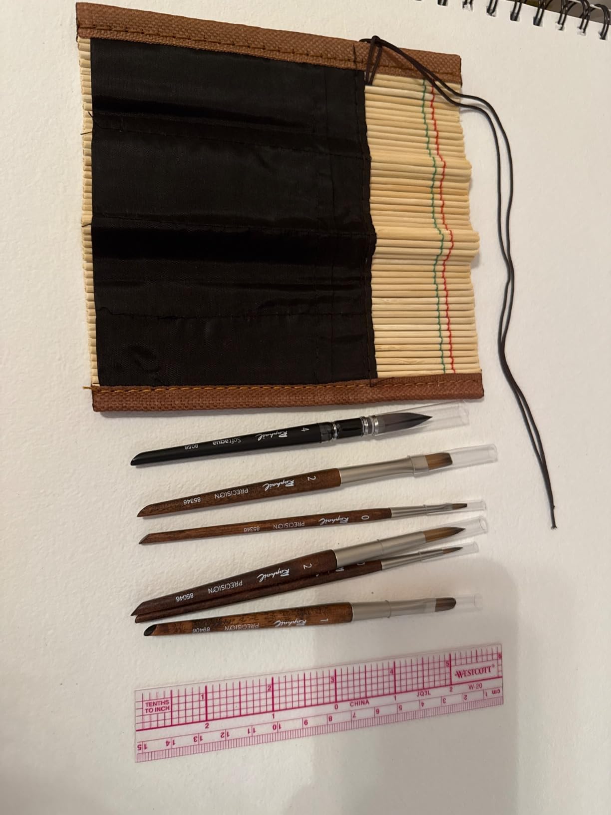 Raphael Bamboo Roll-up Travel Brush Set, Set of 6 customer photo 1