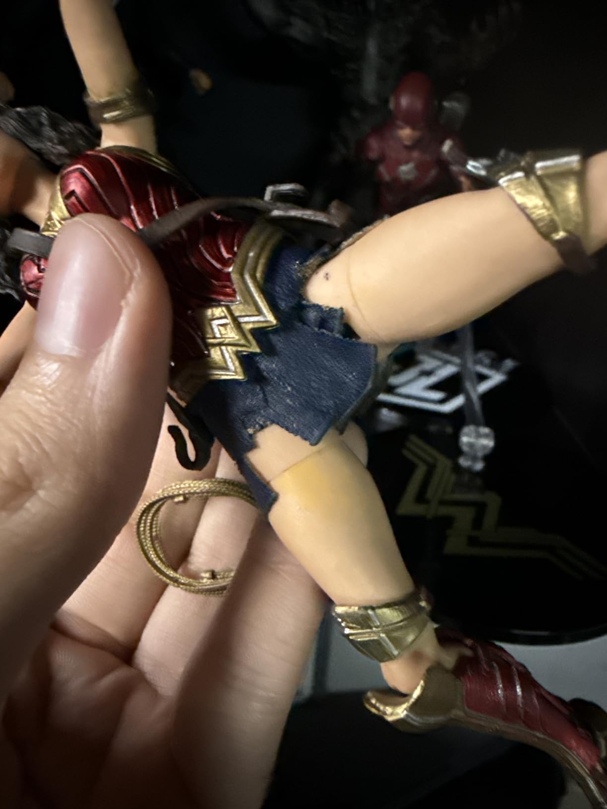 Mezco Toys One: 12 Collective: DC Cinematic Wonder Woman Action Figure customer photo 1