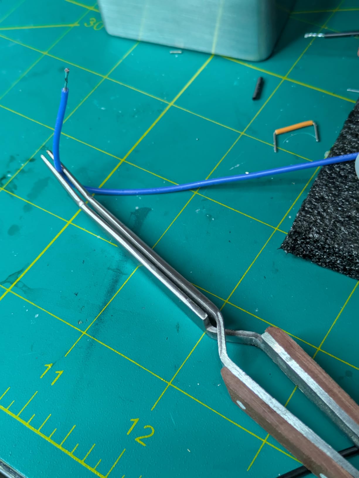 Soldering Tweezers Set - Cross Lock Fiber Grip Tools for Electronics, Jewelry & RV Water Pump Repair - 6.5