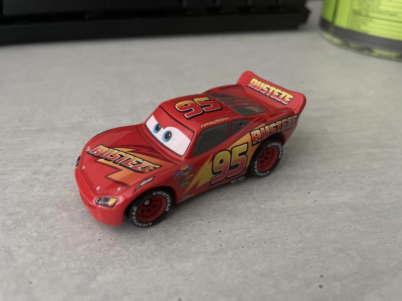 TAKARA TOMY Tomica Disney Cars C-16 Lightning McQueen (Cars 3 Intro Type) customer photo 2