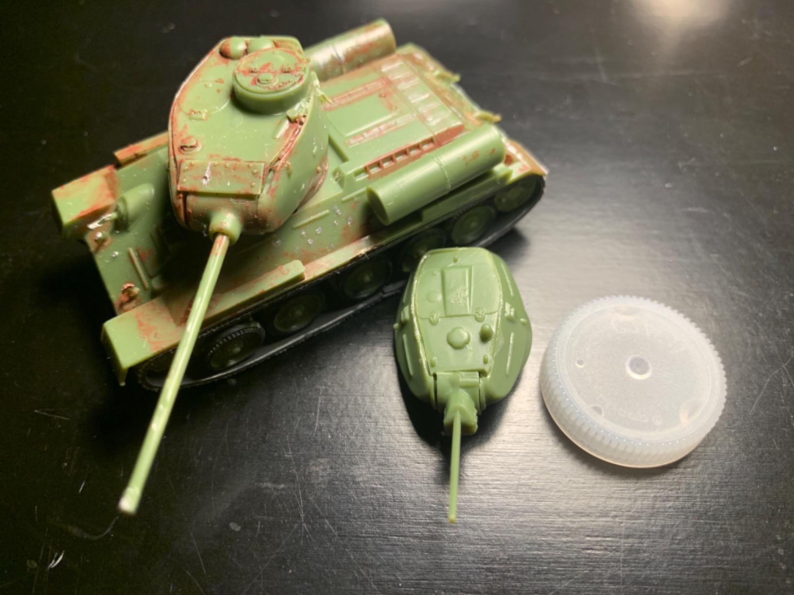 Airfix Model Tank - A01304V Churchill Mk.VII, Plastic Model Kits for Adults & Kids 8+, 1:76 Scale customer photo 2