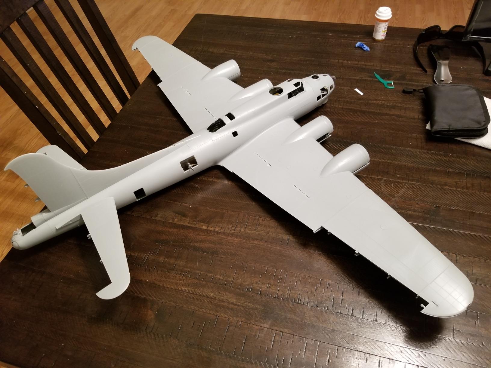 HK Model 1/32 B-17G Flying Fortress Heavy Bomber customer photo 1