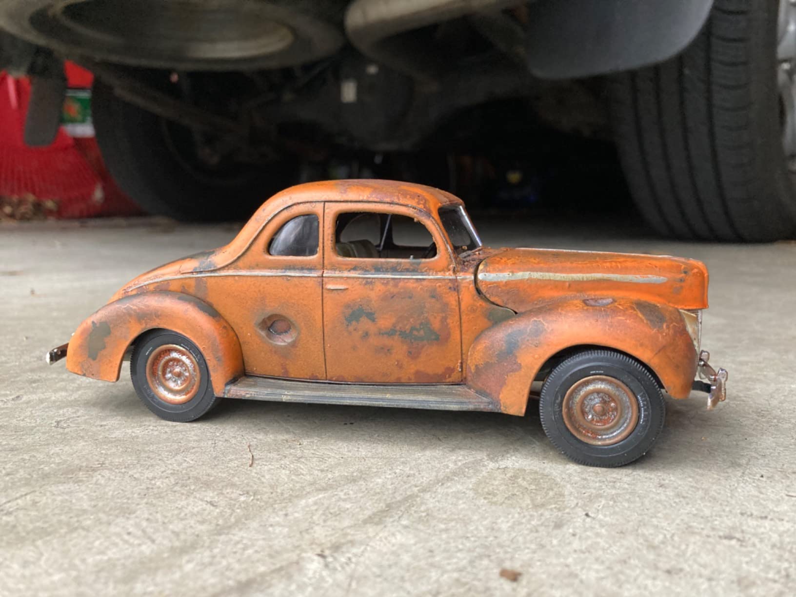 AMT 1940 Ford Coupe 1:25 Scale Model Kit customer photo 1