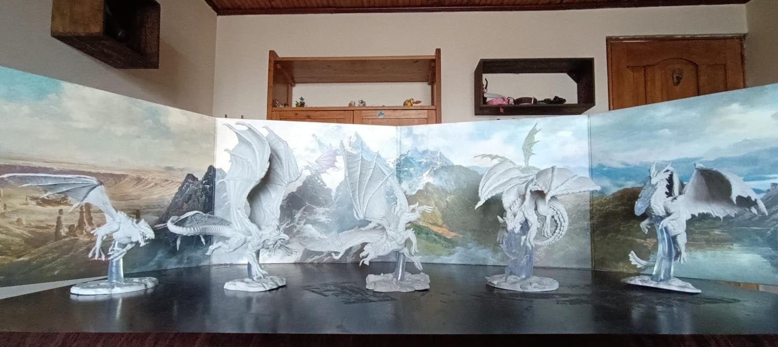 WizKids D&D Nolzur's Marvelous Miniatures: Young Blue Dragon customer photo 2