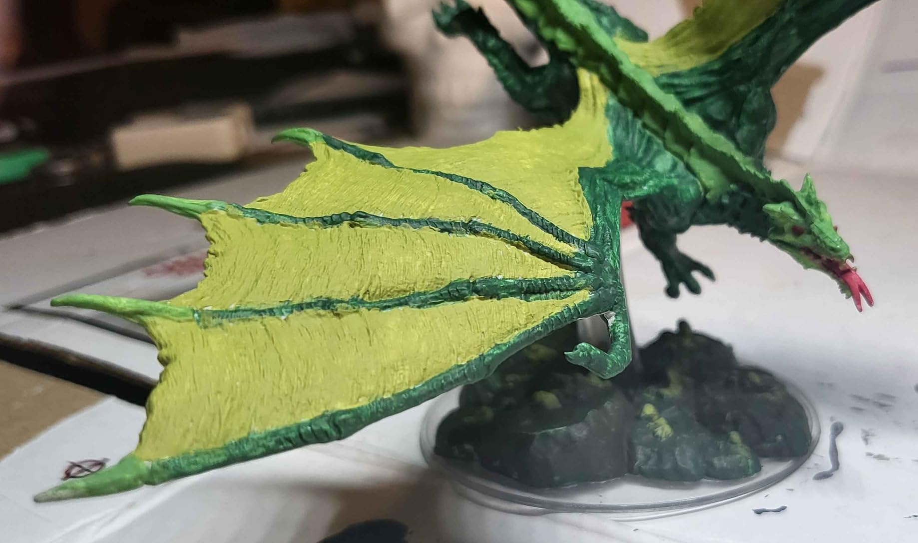 WizKids D&D Nolzur's Marvelous Miniatures: Young Green Dragon customer photo 2