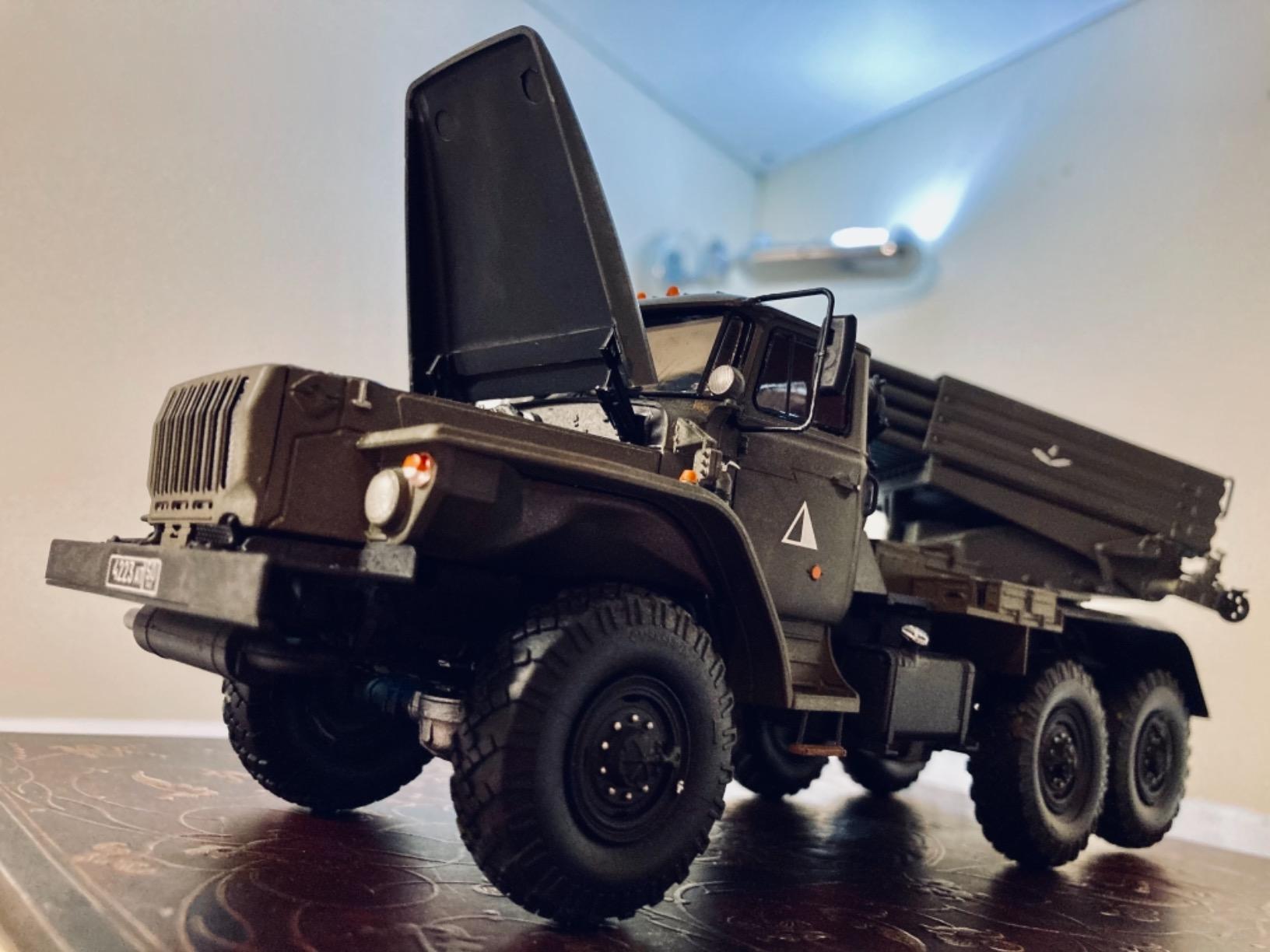 Zvezda 3655 - Russian Truck-Mounted Multiple Rocket Launcher Grad BM-21 - 1/35 Scale Plastic Model Kit customer photo 1