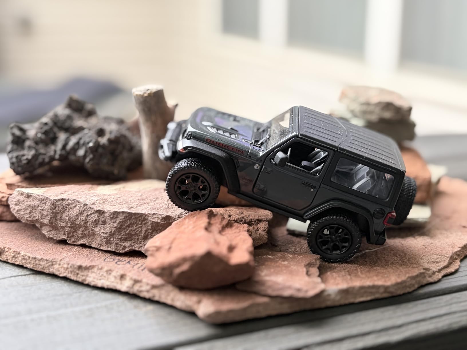 Jeep Wrangler Rubicon Off Road 4x4 5 Inch 1:34 Scale Die Cast Model Replica Toy Car (Green Opentop) customer photo 1