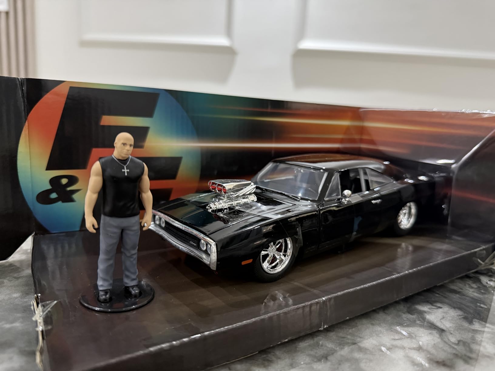 Jada Fast & Furious Dom's 1970 Dodge Charger Diecast Model - 1:24 Scale Durable Die Cast Car - Includes Dom Figure - Perfect for Collectors and Kids customer photo 1