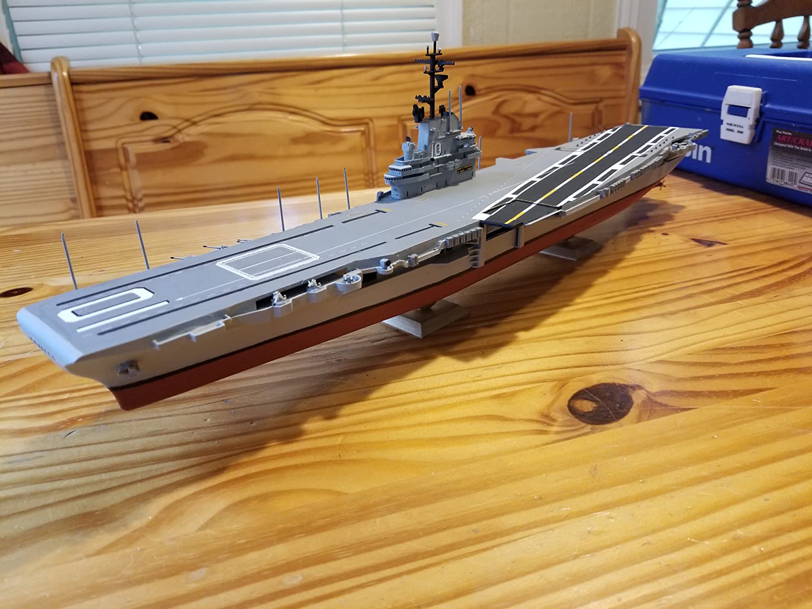 Atlantis USS Ticonderoga CV-14 Aircraft Carrier Plastic Model Kit, 1/500 Scale customer photo 2
