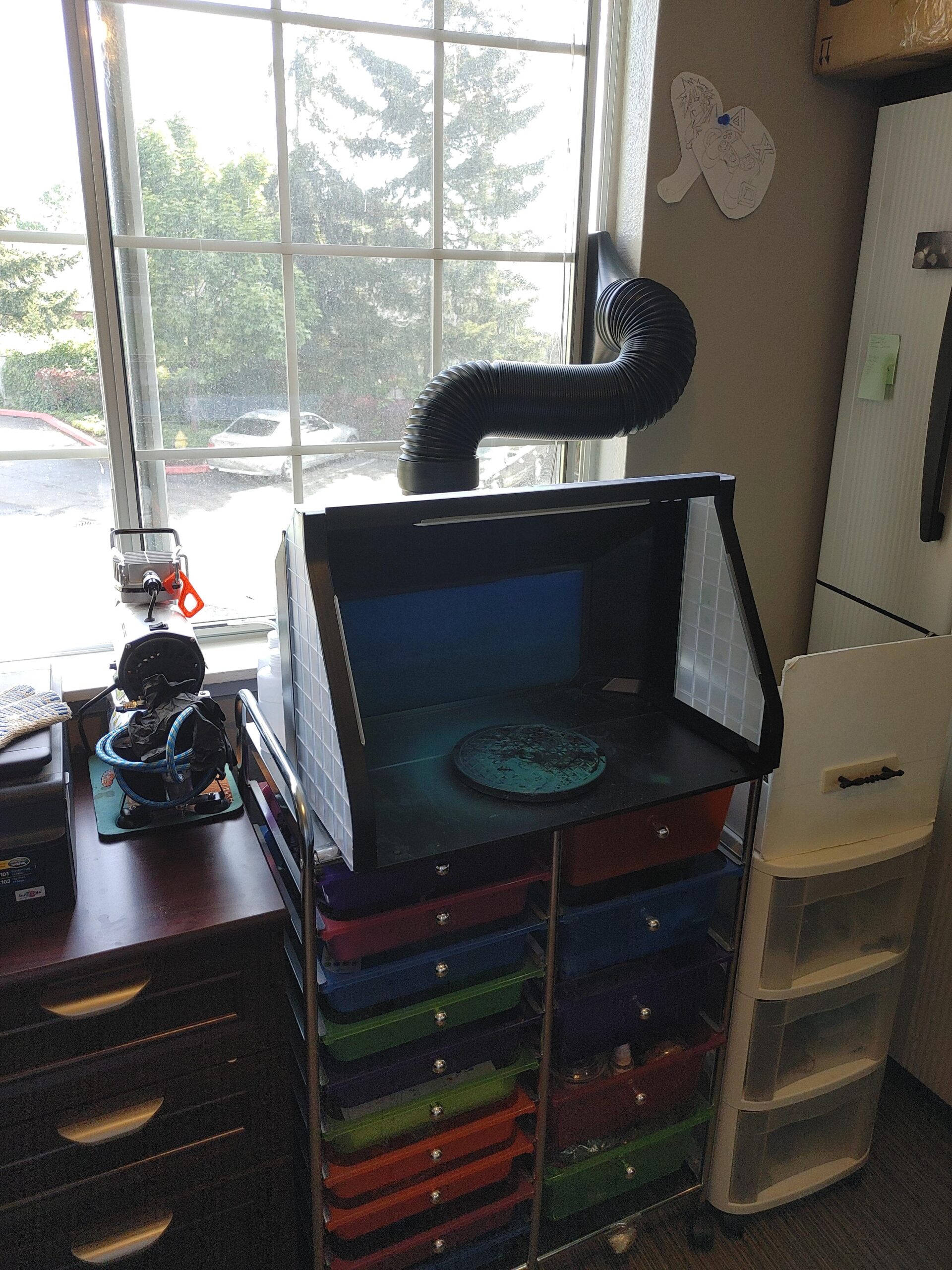 Master Airbrush Large Portable Airbrush Spray Booth Station with LED Lights, 25W Fan, Turntable & 6' Exhaust Hose, 22.25