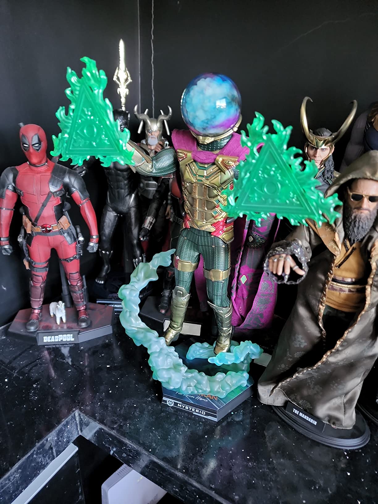 Marvel Spider-Man Far from Home Mysterio Jake Gyllenhaal 1/6 Scale Collectible Figure customer photo 2